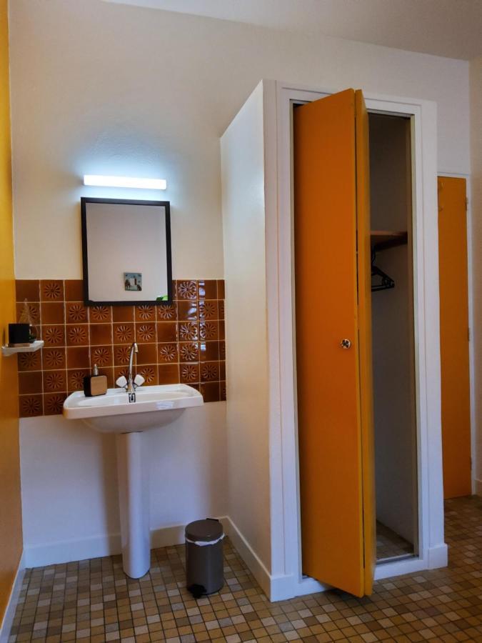 Chez Jollyjune, A Moins D'Une Heure Du Mont Saint Michel Champeaux Eksteriør billede